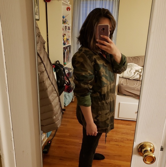 Alpha Industries Camo Dragon Tour Field Coat NWOT - Picture 7 of 7